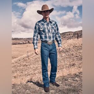 NWT Wrangler Men's Cowboy Cut Slim Fit Blue Denim Jeans